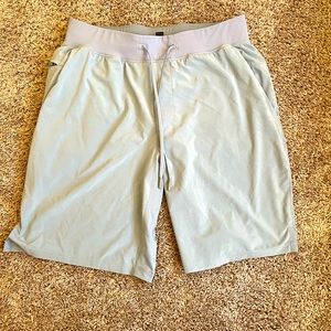LuLulemon The LINED Short 9”